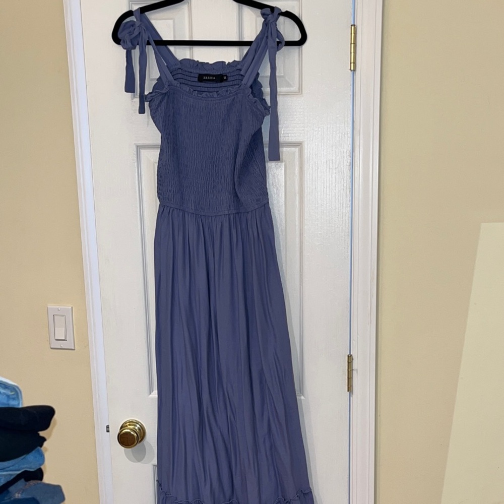 Chic Lavender Maxi Dress with Tie Straps